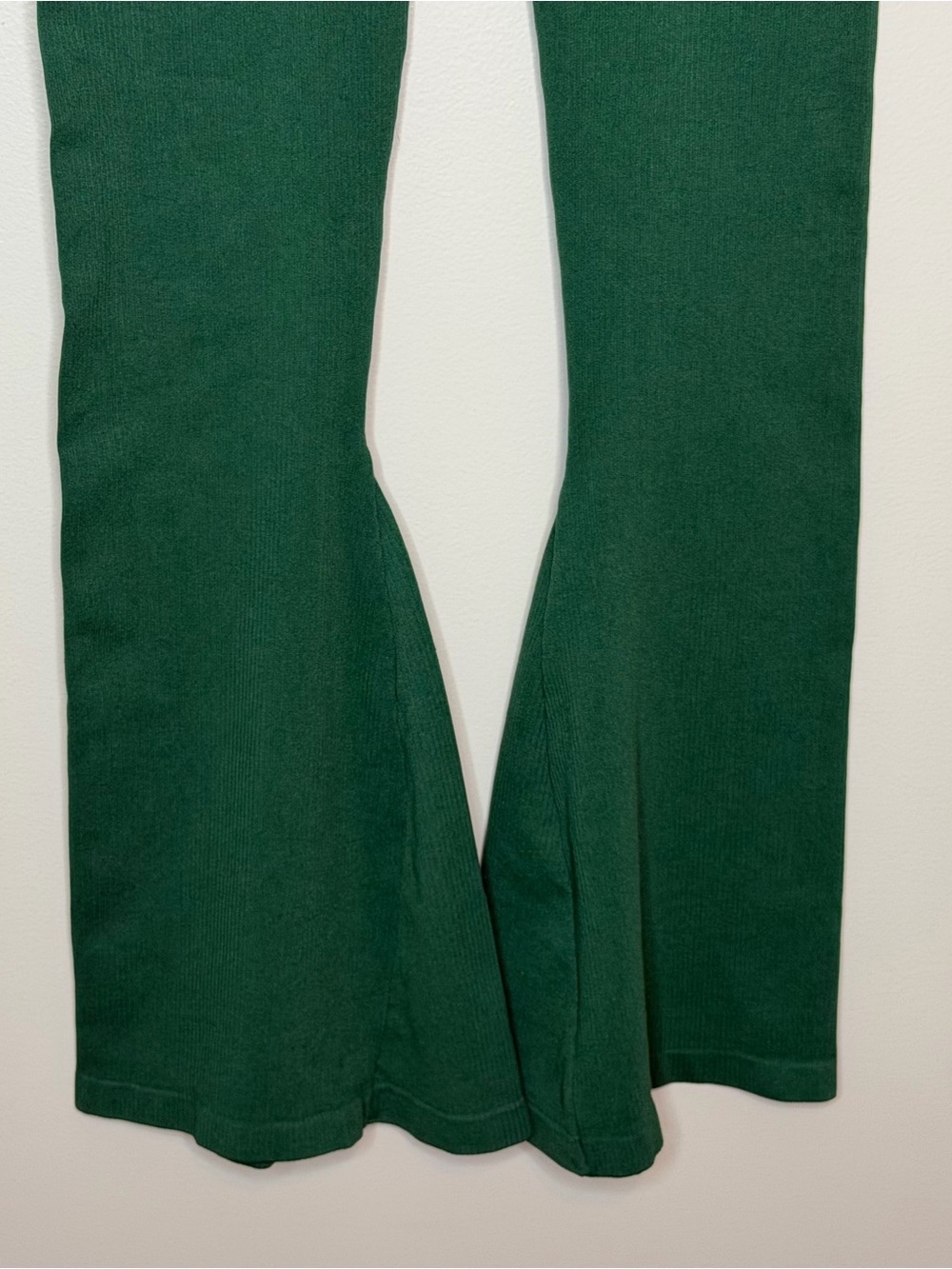 NWT NVGTN Balsam Harmony Ribbed Seamless Flare Legging Women’s L - Picture 11 of 12